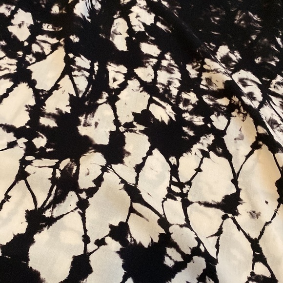 Soft Surroundings Black Ivory Cold Shoulder Tunic - Picture 7 of 7